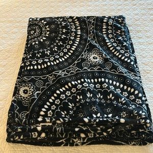 Vera Bradley Throw